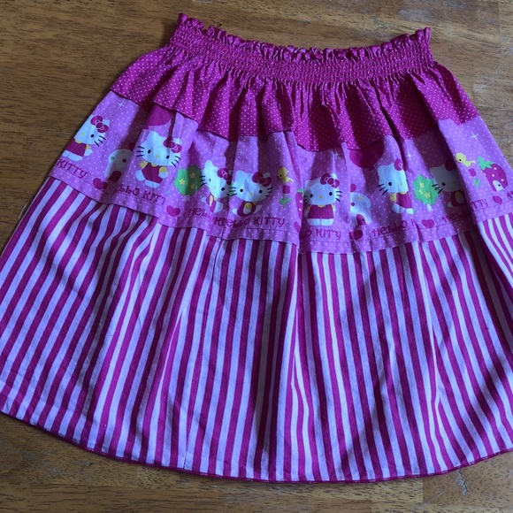 Hand sewn Hello Kitty skirt very good cond S/M - Picture 2 of 7